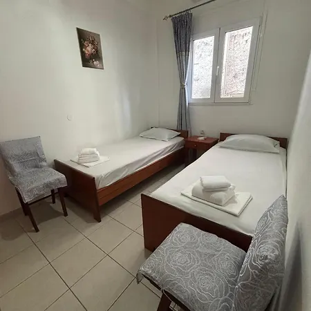 Pieria Apartman *